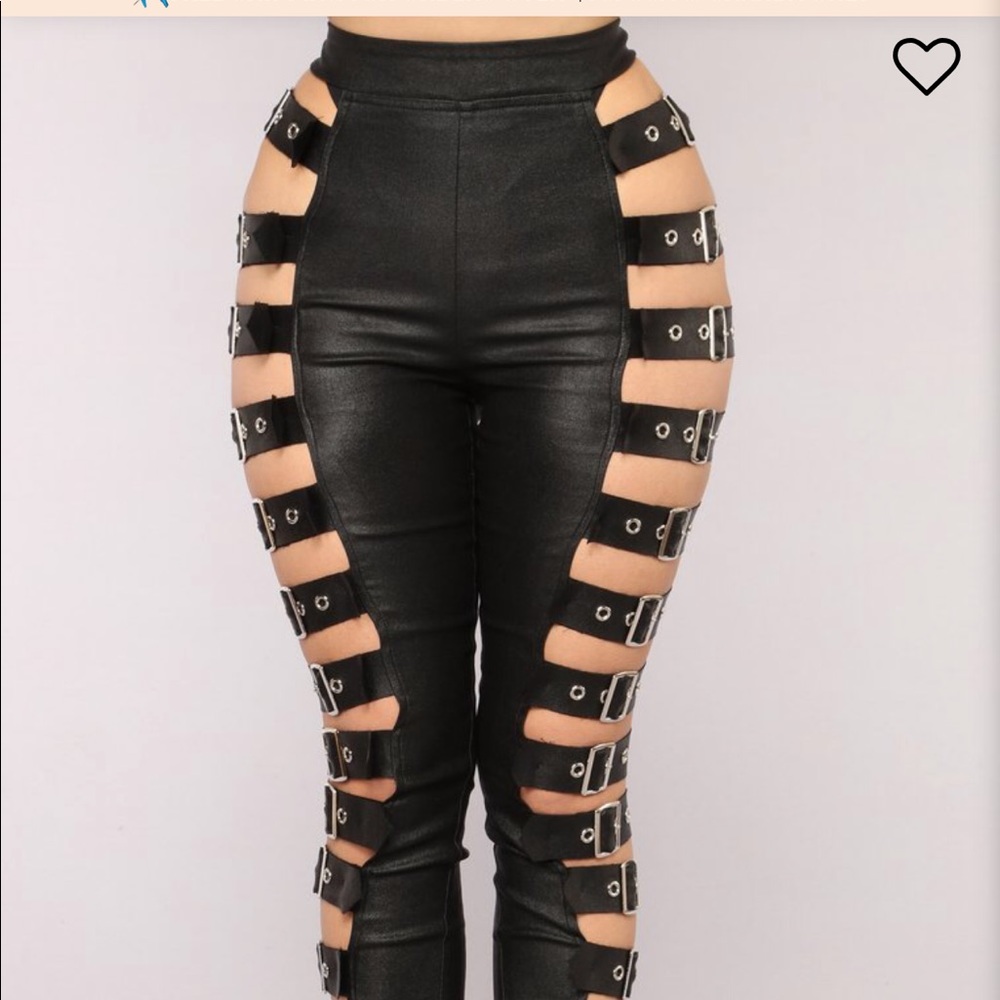 Fashion Nova “Doesn’t Play Nice Pants”